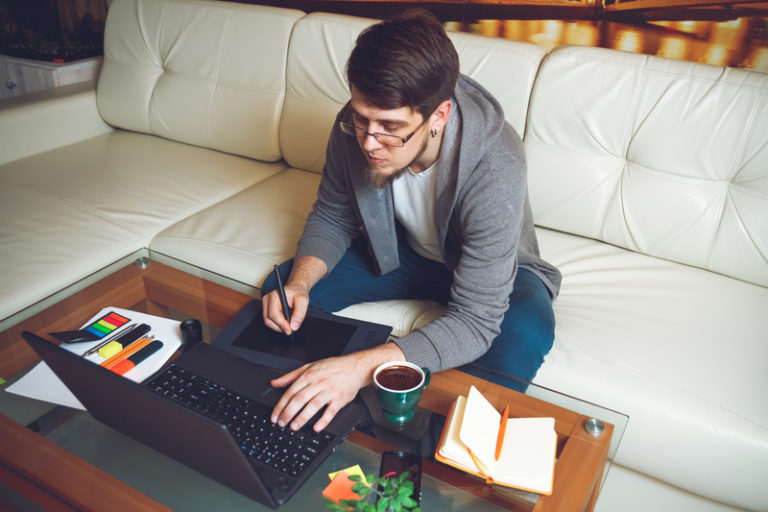 Cinco tipos clave de aplicaciones de teletrabajo - RevistaPYMES.es