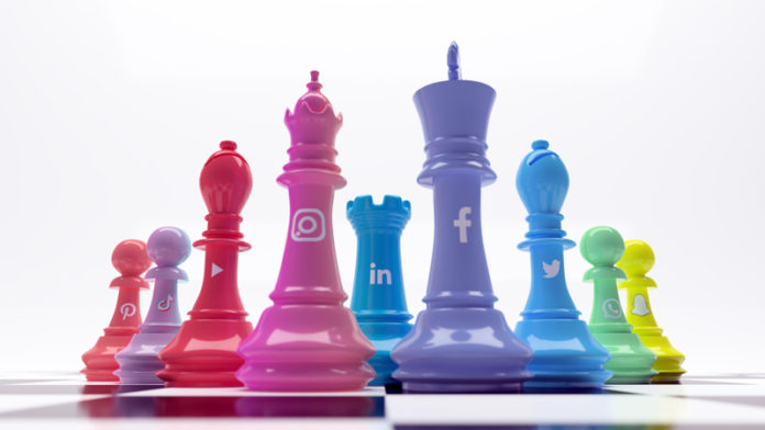 Redes sociales - Revista Pymes - Ebolution Redes sociales - Revista Pymes - Tai Editorial - España