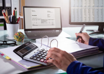 Factura electrónica -RevistaPymes - SERES - Tai Editorial España