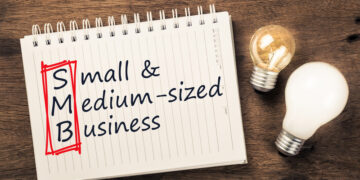 Smart IOutsourcing - Revista Pymes - Informe Wolters Kluwer - Tai Editorial España